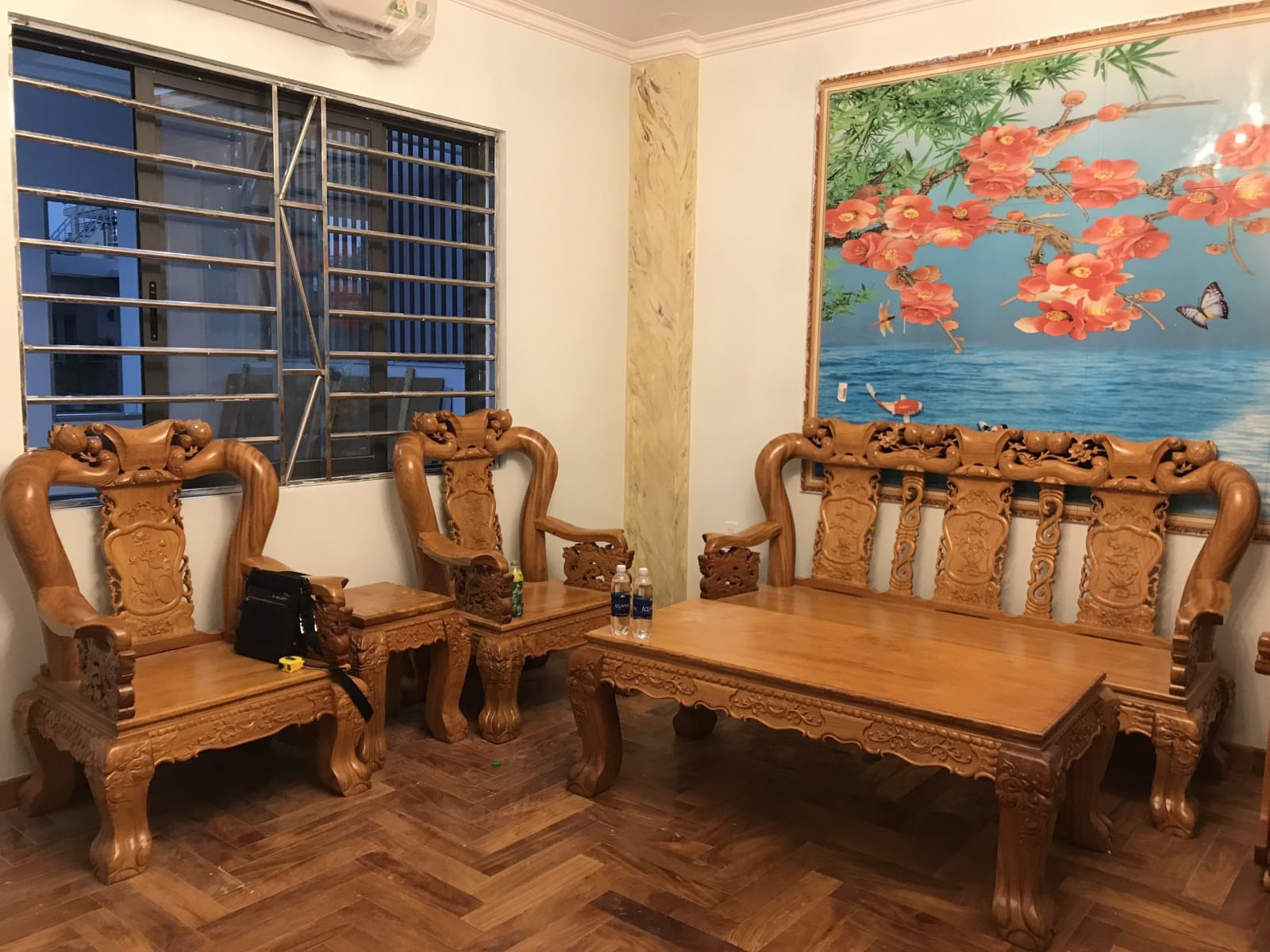 salon gỗ phòng khách
