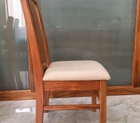 Bàn ăn đẹp gỗ tự nhiên