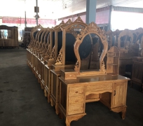Bàn trang điểm gõ 001