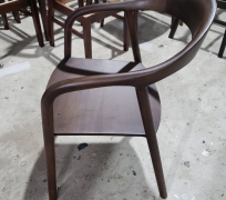 Ghế gỗ walnut 002