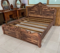 GIƯỜNG GỖ CẨM LAI VIỆT  001 ( HÌNH CHỤ THẶT)