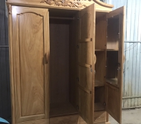 TỦ ÁO GÕ 160 CM * 230  CM * CAO 60CM