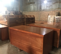 BÀN LÀM VIỆC VÁN PHỦ 1M6