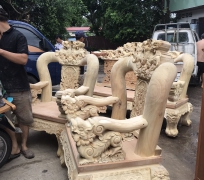 TRIỆN RỒNG ĐỈNH TỰA BÁT TIÊN TAY 16 GỖ TRÀM ( HÌNH CHỤP THẬT)