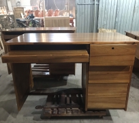 BÀN LÀM VIỆC VÁN PHỦ TRÀM 1M2*60CM*76CM ( HÌNH CHỤP THẬT TẠI XƯỞNG)