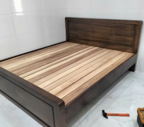 GIƯỜNG GỖ GÕ 1M8 DẠT THƯỜNG