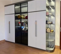 CÁC KIỂU TỦ ÁO