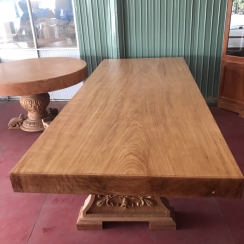 BÀN ĂN HCN NGUYÊN KHỐI GÕ ĐỎ NAM PHI Dày 12cm rộng 112cm dài 282cm
