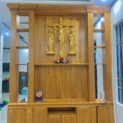 BÀN THỜ CHÚA GỖ GÕ 01
