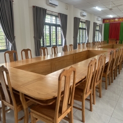 Bàn Họp Hội Trường Gõ 2m2*5m6 ( Hình ảnh thực tế)