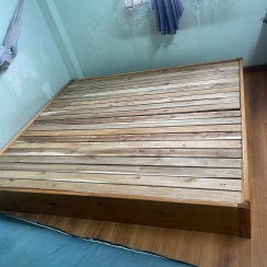 GIƯỜNG 4 VAI GỖ TRÀM BÔNG VÀNG 1M8