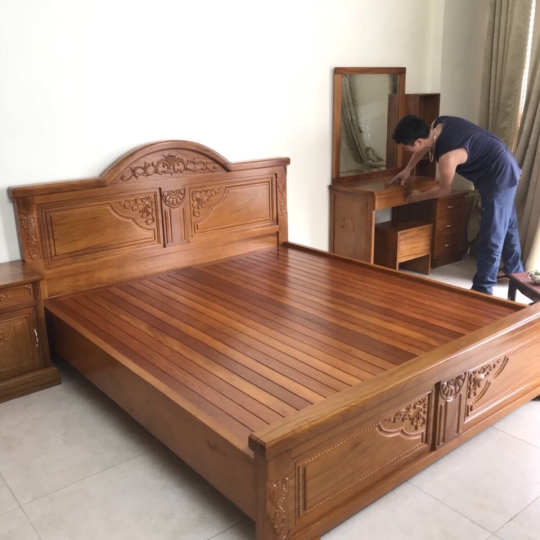 Giường đình cong gỗ gõ Nam Phi 1m6 *2m